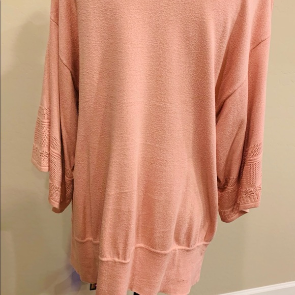 Max Studio Specialty Pink Bell Sleeve Top - Picture 5 of 5